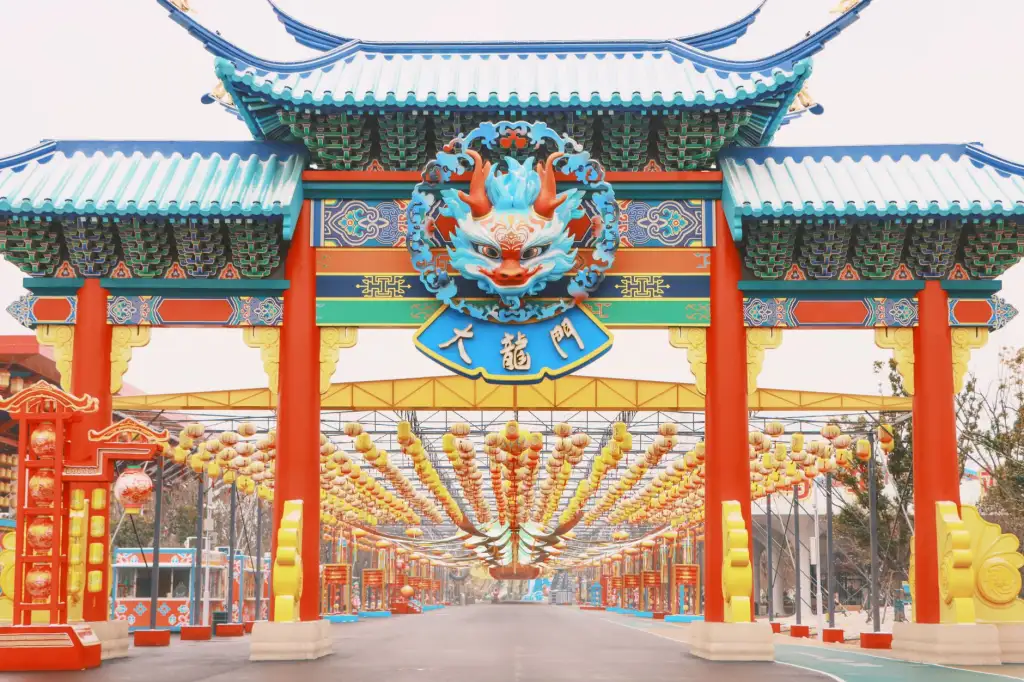 工业扫地机与洗地机在工厂地面清洁中的协同应用分析